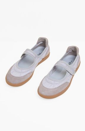 Charlotte Stone Garcia Ballet Sneaker in Fog at Nordstrom, Size 11