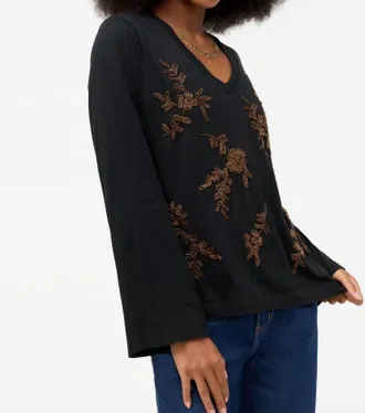 Johnny Was Beaded Kimono Sleeve Tee In Black