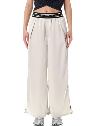 Nike kleding.... Beige