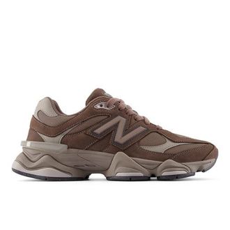 New Balance Unisex 9060 in Marrone, Pelle Scamosciata/Rete, Taglia 38.5
