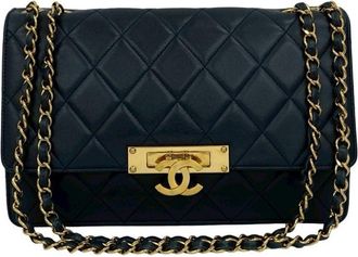 Chanel Leather Shoulder Bag (Pre-Owned)