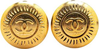 Chanel Orecchini tondi CC a clip con placcatura oro 1996
