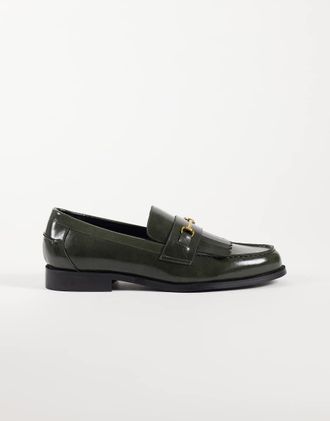 Asos mocassini con morsetto dorato e frange verde oliva