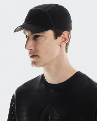 On Cropped Cap FKA