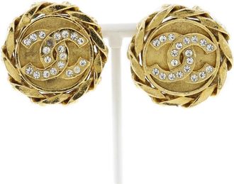 Chanel Vintage Round Cc Clip-On Earring Metal _Plated Earrings Jewelry (Pre-Owned)