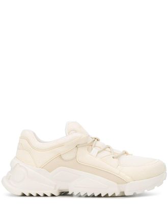 Ferragamo Sneakers met vlakken - Beige