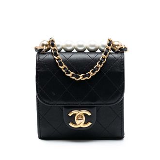 Chanel Pre-owned Womens Mini Goatskin Chic Pearls Clutch On Chain - Black Leather - One Size