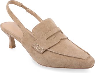 Journee Collection Women & apos;s Amory Medium and Wide Width Pumps