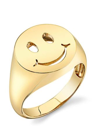 Sydney Evan 14kt yellow gold Pure Happy Face signet ring - women - 14kt Yellow Gold - 6 1/2