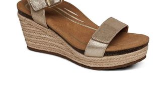 Aetrex Womens Sydney Quarter Strap Espadrille Wedge Sandal In Champagne