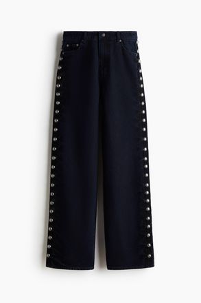 H&M Jeans mit Nieten - Dunkles Denimblau
