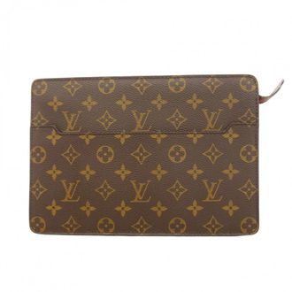 Louis Vuitton Brown Clutch Bag (Pre-Owned)