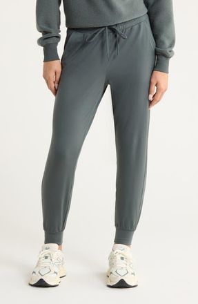 Zella Move In Pocket Joggers in Green Urban at Nordstrom, Size Small