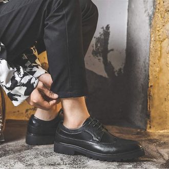 Generic Oxford Shoes for Men Lace Up Wing Tip Brogue Derby Shoes Vegan Leather Low Top Slip Resistant Rubber Sole Anti-Slip Non Slip Wedding(Black,5.5 UK)