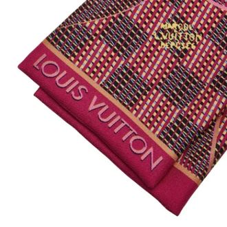 Louis Vuitton Pre-owned Scarves, female, Pink, Size: ONE SIZE Pre-owned Silk Scarf
