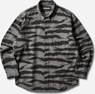 Neighborhood Men s Camo Pattern Chambray Longsleeve Shirt Black