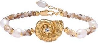 Eye Candy Los Angeles Naya Shell Pendant Freshwater Pearl Beaded Bracelet in Gold at Nordstrom Rack