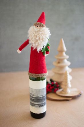 Kalalou Felt Santa Wine Topper