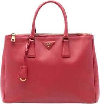 Prada Pre-owned Tote Bags, female, Red, Size: ONE SIZE Pre-owned The Galleria