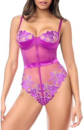 Mapal&eacute; Embroidered Teddy in Azalea at Nordstrom, Size Large