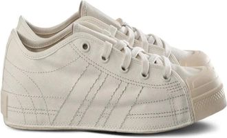 Yohji Yamamoto Schoenen, Dames, Wit, 38 1/2 EU, Leer, Low Top Sneakers in Nizza Stijl