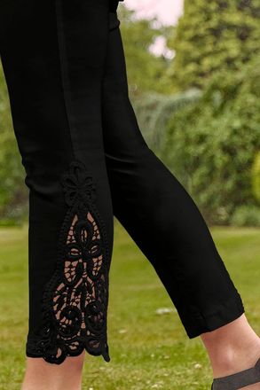 Roman Lace Insert Elastic Waist Crop Trousers