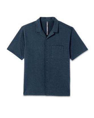 Vuori Clothing Short Sleeve Knit Oxford Camp Collar Button Down | Ocean Blue | Medium