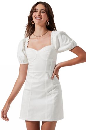 Astr Skylar In White