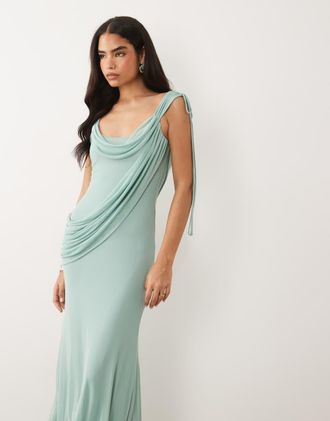 Asos Vestito lungo in rete color salvia tenue con scollo drappeggiato e spalle drappeggiate con laccetti-Verde