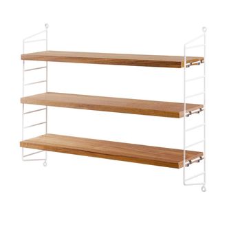 String Furniture String - Pocket Wandregal, Eiche / weiss
