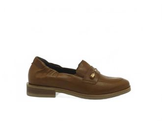 Softwaves Womens Gwen Loafer In Caramel