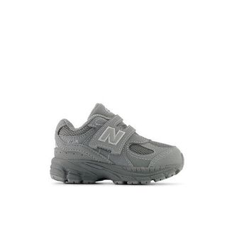 New Balance Infants 2002 Hook & Loop in Grey Synthetic, size 4.5
