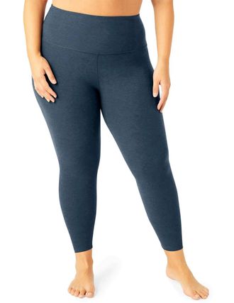 Beyond Yoga Spacedye Caught In The Midi High Waisted Leggings - Plus In Navy