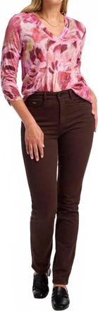 FDJ Thana Three Quarter Sleeve V-Neck Top In Gallery Print
