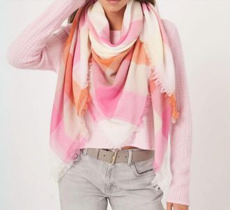 Repeat Checkered Scarf In Sakura