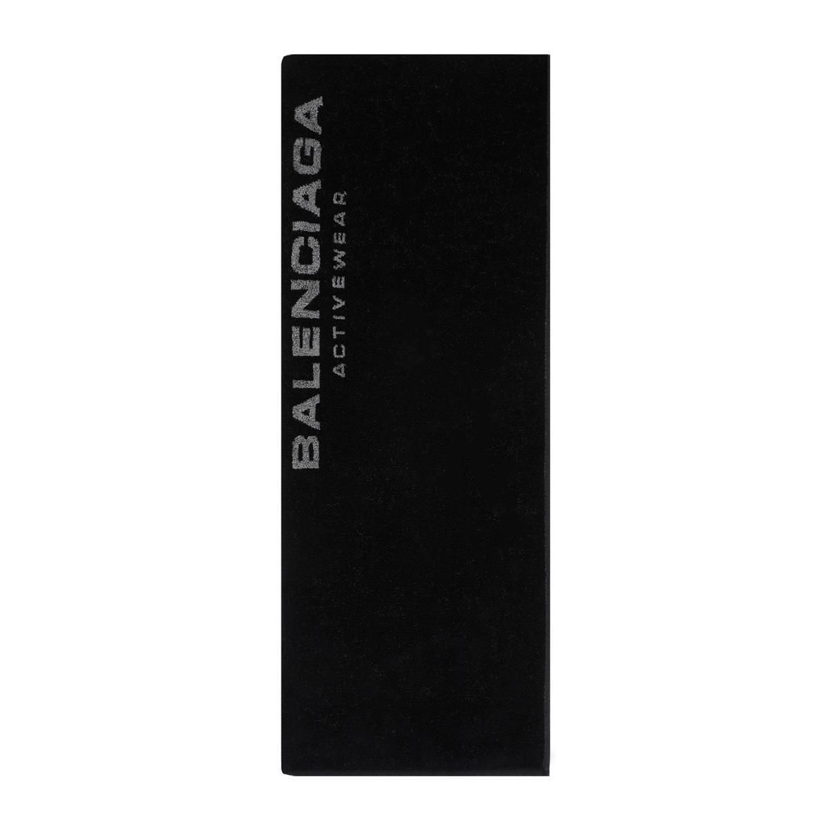Balenciaga Scarves − Sale: up to −50% | Stylight
