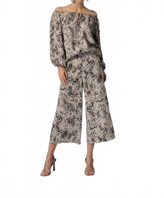 Joseph Ribkoff Snakeskin Print Off-Shoulder Top In Beige/multi