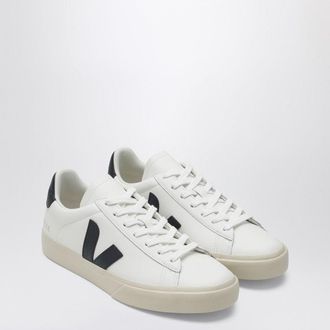 Veja Campo Sneakers aus wei&szlig;em und schwarzem Leder