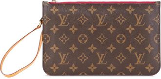 Louis Vuitton Pre-owned Clutches, female, Brown, Size: ONE SIZE Pre-owned Elegant Carryall with Top Zip Closure and Convenient Wristlet Strap