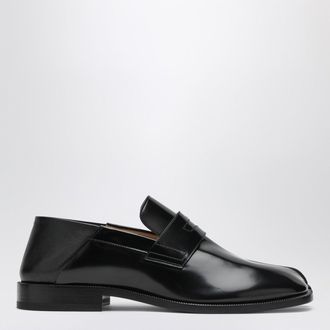 Maison Margiela Tabi loafer in black leather