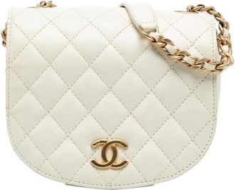 Chanel Borsa a tracolla CC piccola in pelle di vitello trapuntata con battente 2019 - Bianco