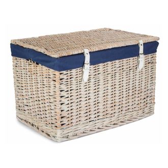 Red Hamper 60cm White Wash Chest Picnic Basket with Cotton Lining in Light Brown