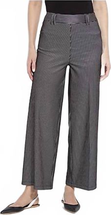Lyss&eacute; Darlene Jeans In Black Sheen Line