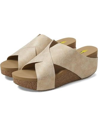 Volatile Womens Firefly Criss Cross Sandals In Gold