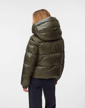 Vero Moda giacca trapuntata verde foglia duva