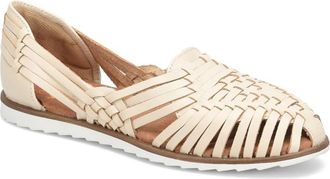 COMFORTIVA Womens Rainer Flats In Cream/ivory