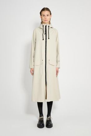 Stutterheim Mosebacke Long Patch Matte Raincoat in Pelican at Nordstrom, Size X-Small