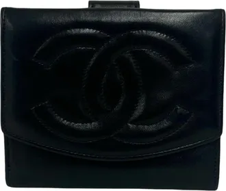 Chanel Black Leather Wallet (Bi-Fold) (Pre-Owned)