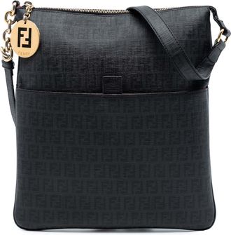 Fendi Tweedehands Zucchino Gecoat Canvas Charm Zip Crossbody