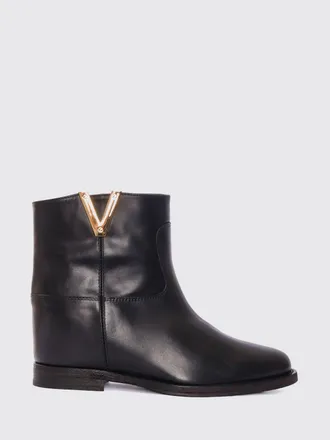 Via Roma 15 Smooth Calfskin Ankle Boots with Low Heel and Round Toe